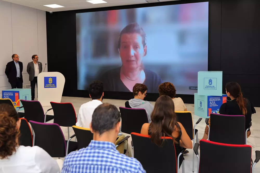 virginia-yuste-adeac-congreso-bandera-azul_la-gaceta-de-gran-canaria