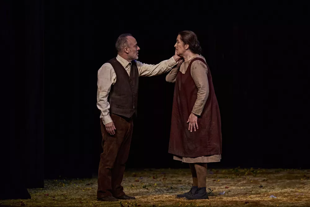 javier-gutierrez-los-santos-inocentes-teatro-cuyas_la-gaceta-de-gran-canaria