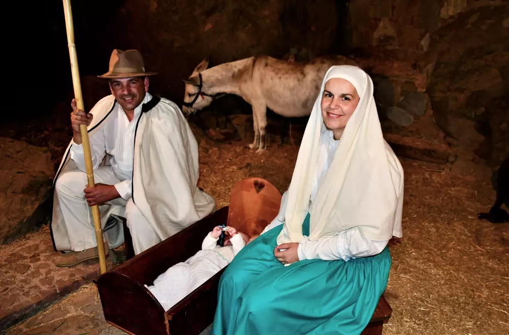 María, José y el Niño Jesús del Belén Viviente Veneguera imagen del Nacimiento del Belén Viviente de Veneguera, en Mogán I La Gaceta de Gran Canaria I Noticias de Gran Canaria