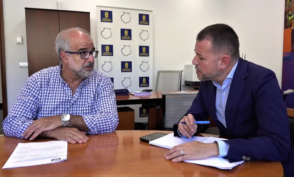 jose-lopez-alcalde-ingenio-y-teodoro-sosa-reunion-problemas-transfers-aeropuerto-taxis-ingenio-I-la-gaceta-noticias-gran- canariaaeropuerto
