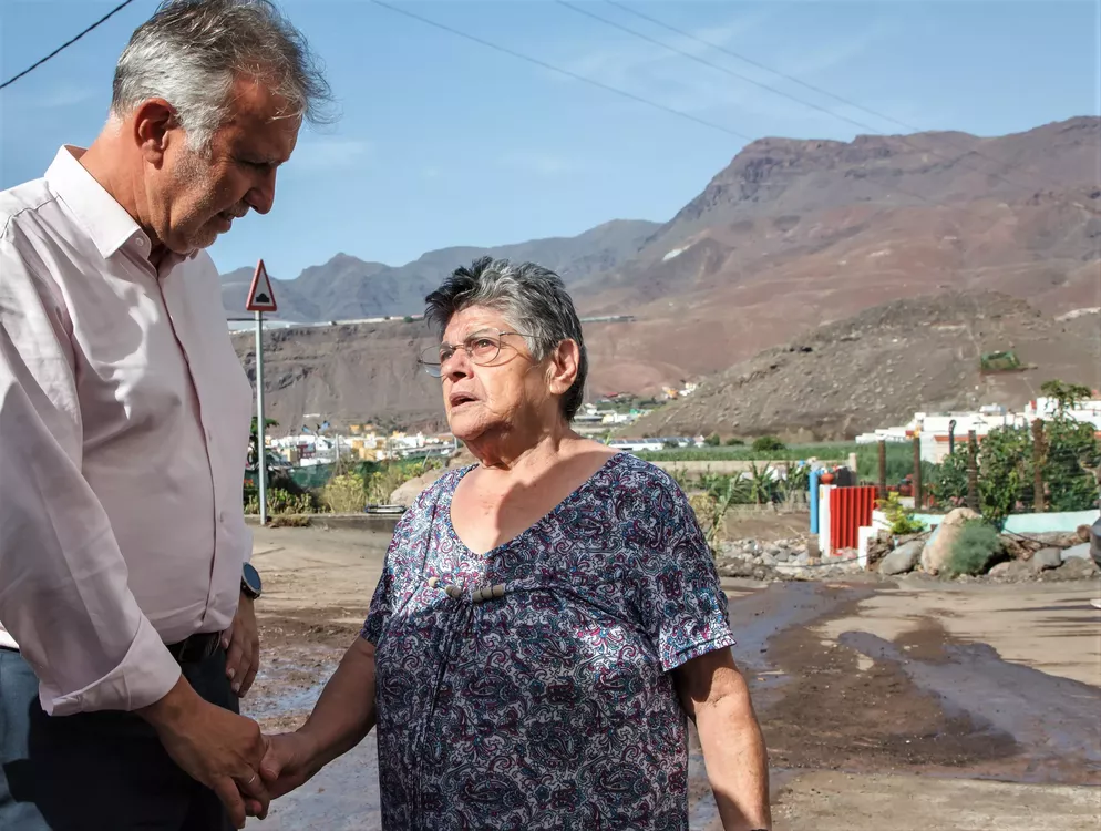 angel-victor-torres-visita-la-aldea_4_la-gaceta-de-gran-canaria