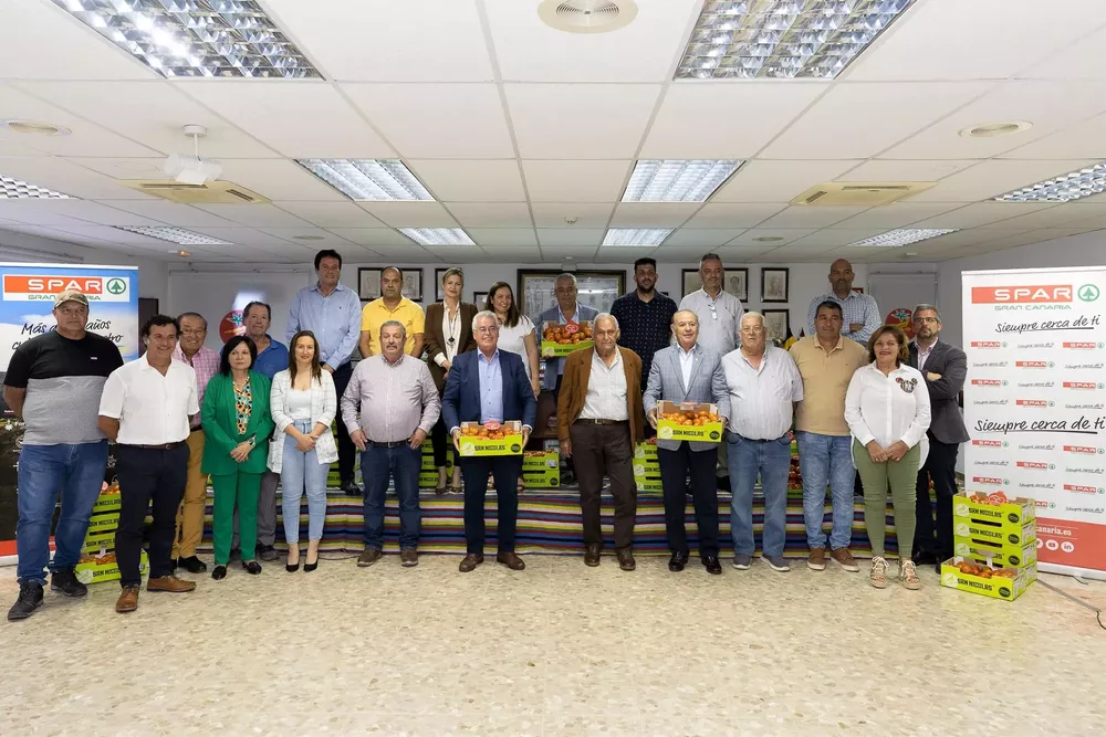 convenio-spar-gran-canaria-coagrisan-tomate-de-la-aldea_2_noticias-de-gran-canaria