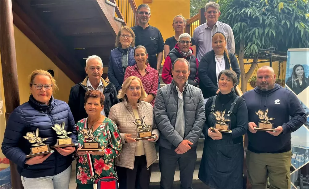 premiados-concurso-gastronomico-aceitunas-aliñadas-aguimes_archipielago-gourmet