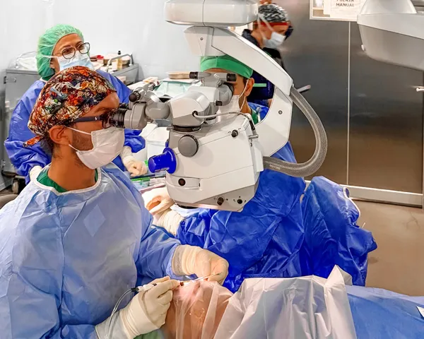 oftalmologia-del-hospital-doctor-negrin-realiza-por-vez-primera-un-trasplante-corneal-lamelar unidad oftalmologia hospital doctor negrin realiza trasplante de cornea por primera vez I noticias de gran canaria