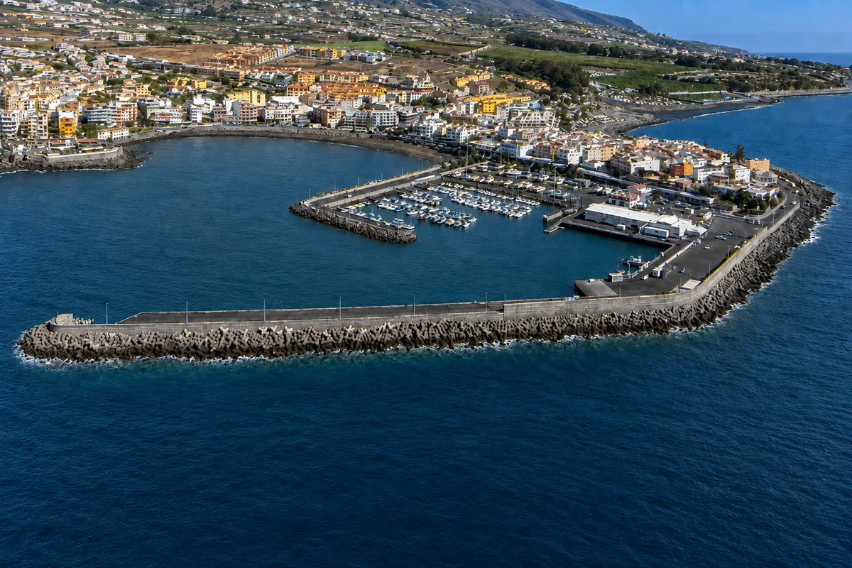 Puertos-Canarios-nombra-Muelle-de-la-Esperanza-al-Muelle-de-Arguineguin