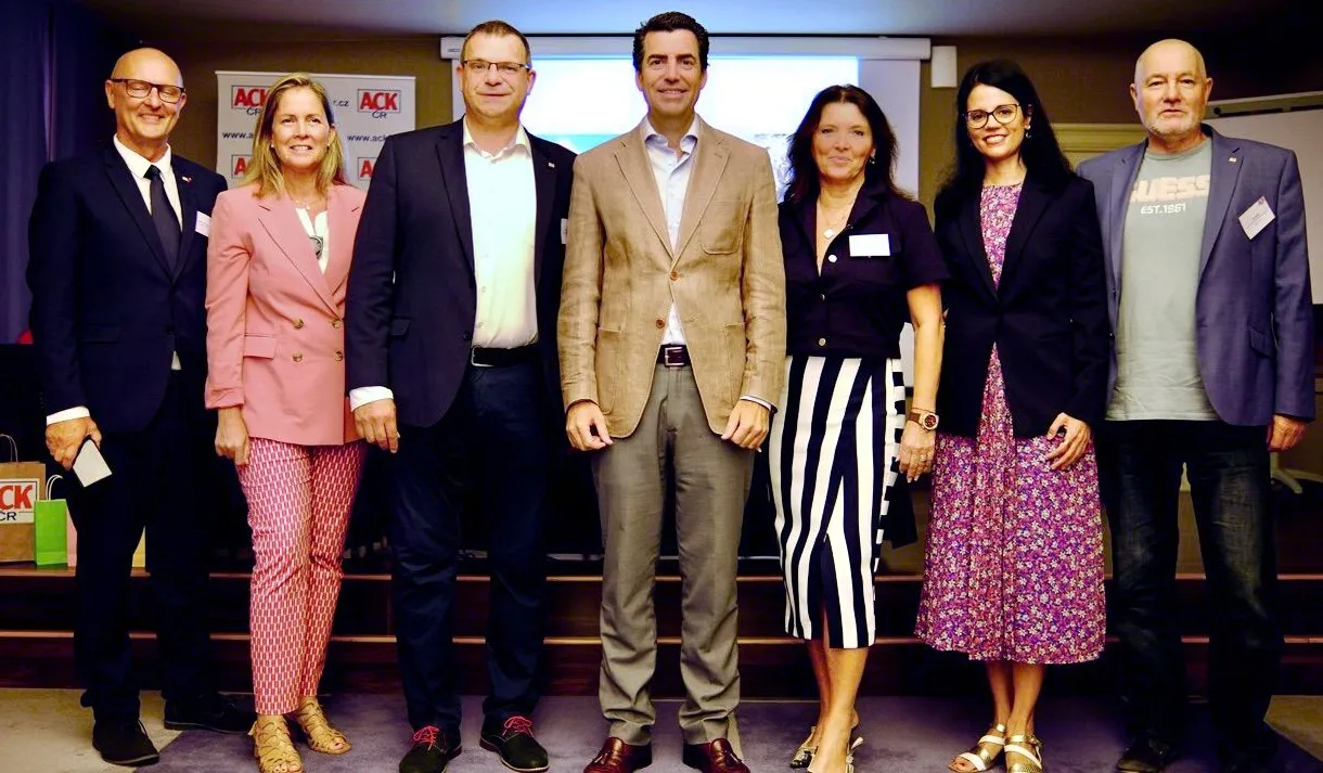 gran-canaria-acoge-congreso-turoperadoras-checas