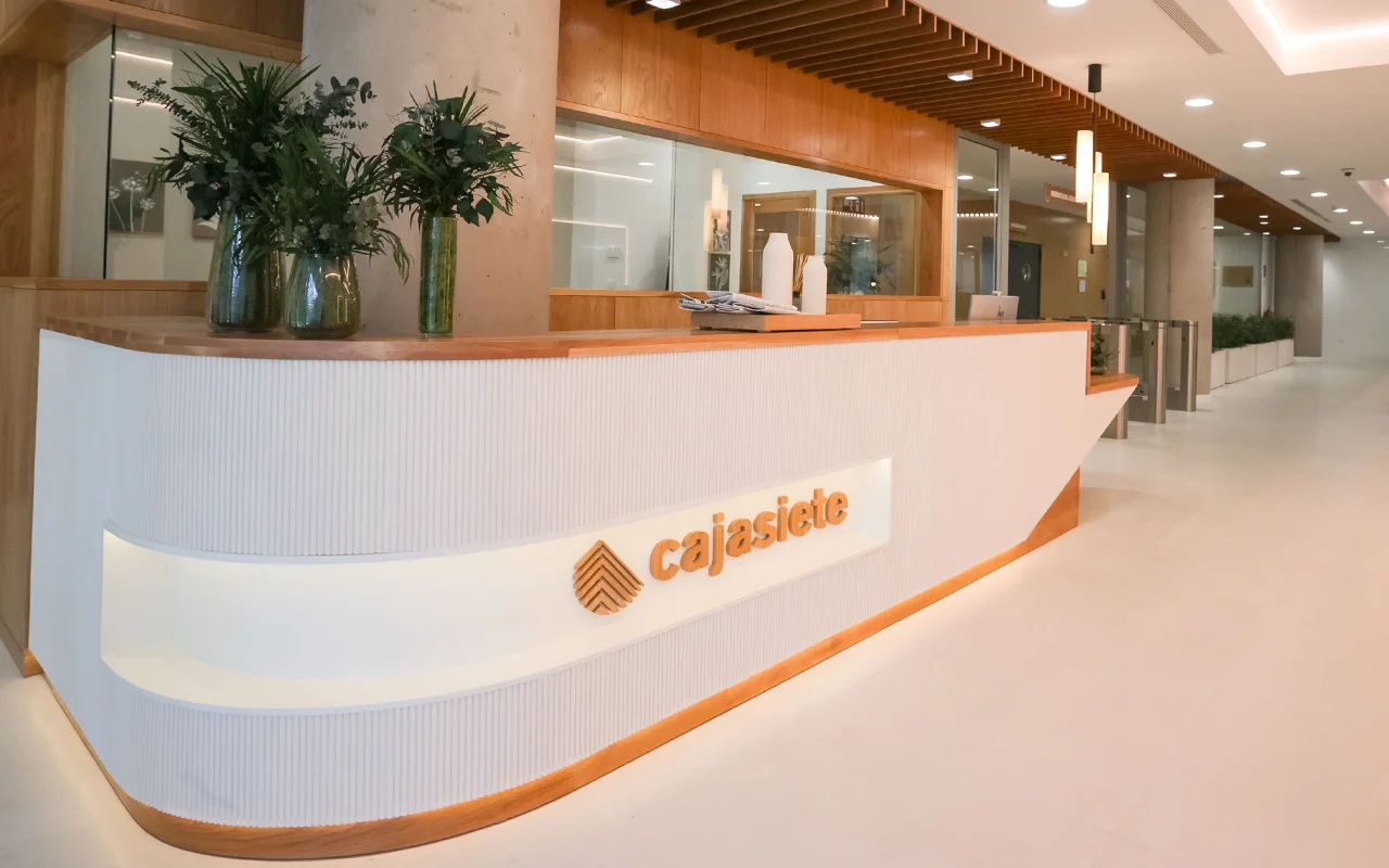 cajasiete-reforma-su-cupula-directiva