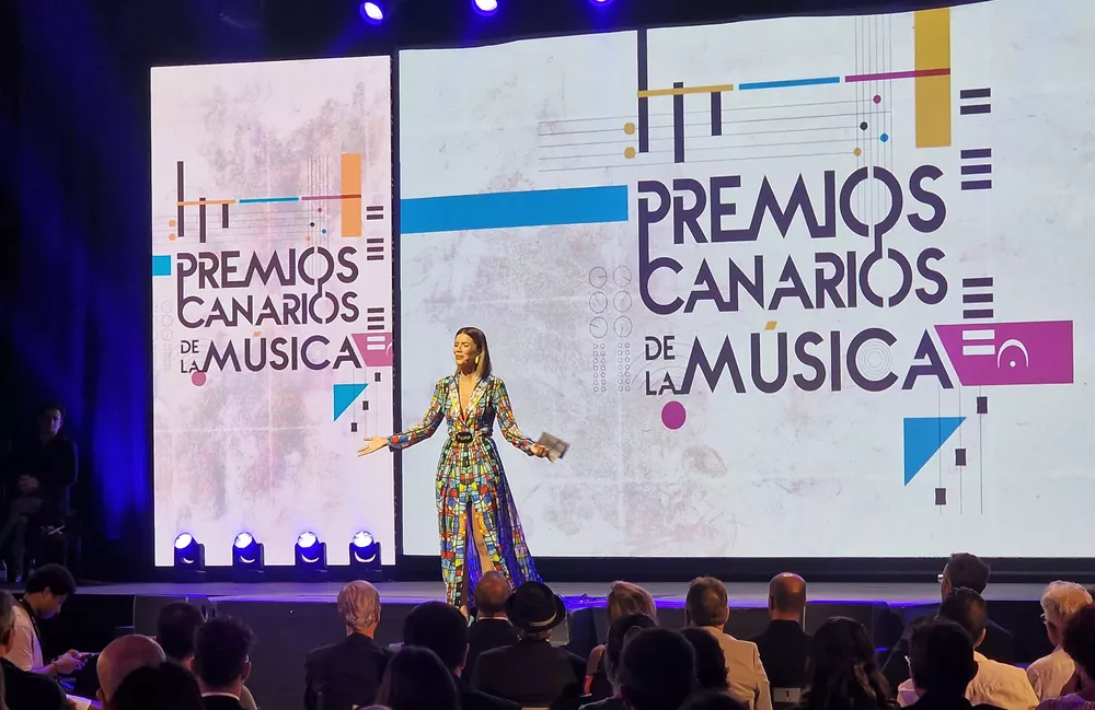 jessica-deniz-premios-canarios-de-la-musica_la-gaceta-de-gran-canaria