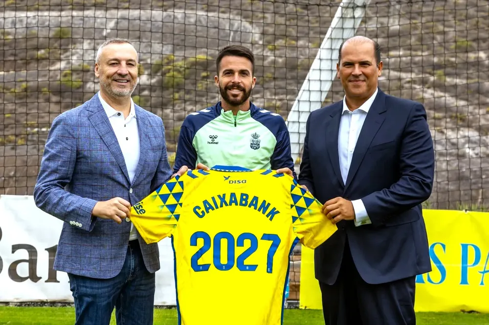 caixabank-renueva-como-patrocinador-oficial-de-union-deportiva-las-palmas-por-tres-temporadas