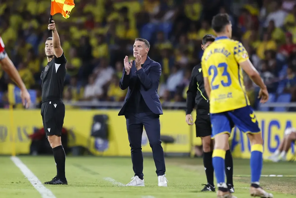 luis-carrion-entrenador-ud-las-palmas