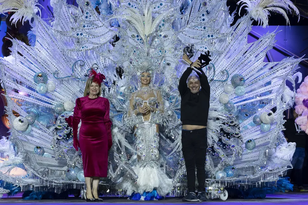 andrea-franco-primera-dama-honor-carnaval-las-palmas-de-gran-canaria_la-gaceta-noticias-gran-canaria