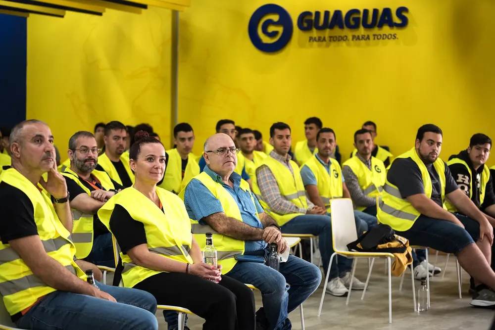 guaguas-municipales-incorpora-cuatro-guaguas-electricas_noticias-gran-canaria