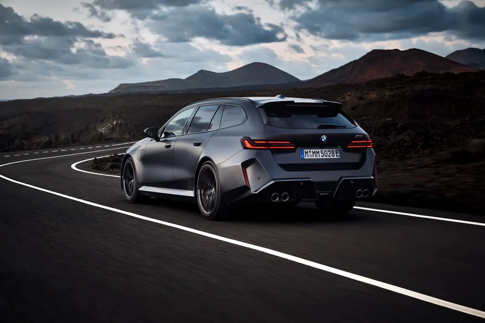 bmw-m5-touring_2