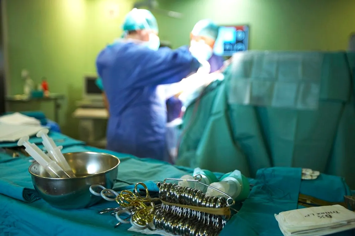 hospital-doctor-negrin-realizo-en-2023-mas-de-14800-intervenciones-quirurgicas