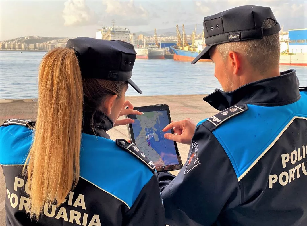 policia-portuaria-las-palmas-incorpora-tabletas_la-gaceta-de-gran-canaria