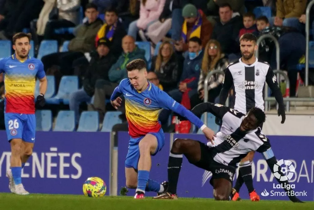 foto-del-partido-entre-el-andorra-y-las-palmas-de-la-jornada-30-de-segunda-division-2022-23--laliga