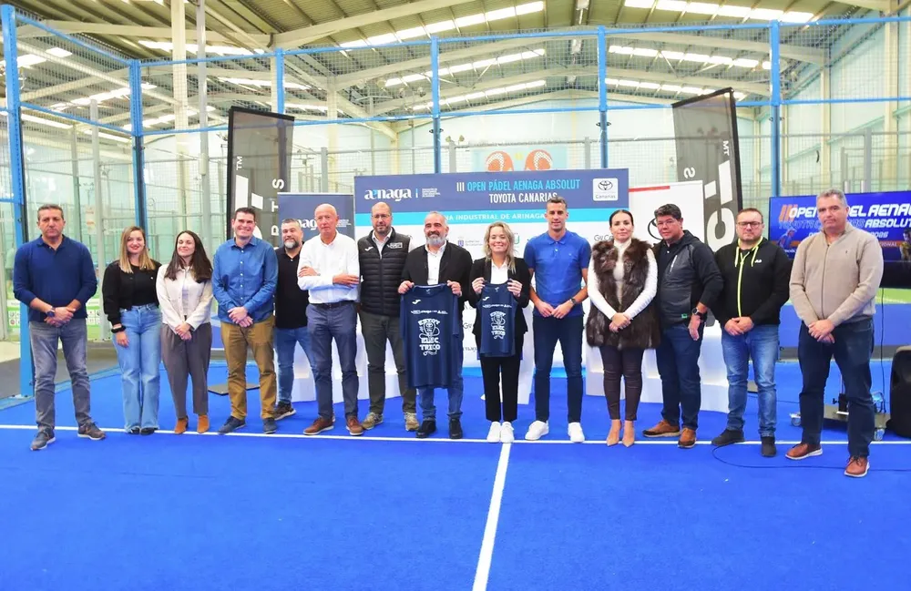 cornelio-suarez-presentacion-open-aenaga-absolut-toyota-canarias-inaugura-la-temporada-de-padel-en-gran-canaria