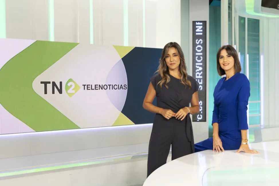 television-canaria-arranca-nueva-temporada-servicios-informativos_telenoticias2_patricia-santana-y-eva-trujillo