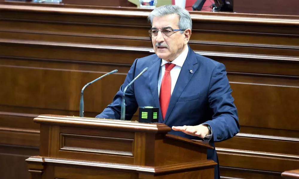 roman-rodriguez-parlamento-de-canarias_la-gaceta-de-gran-canaria