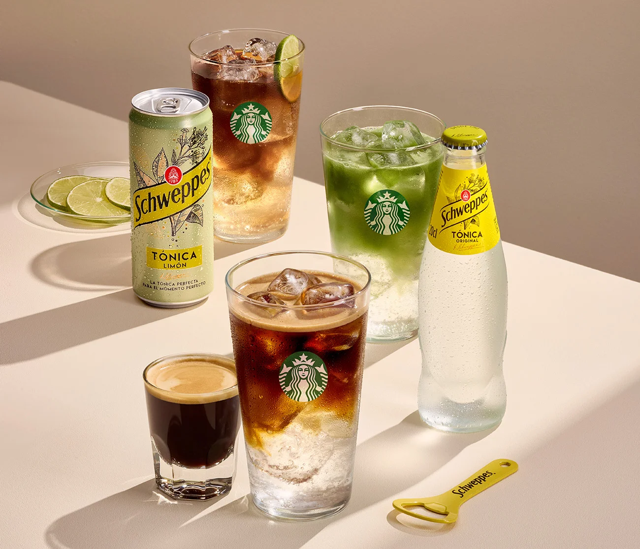 Coffee-Tonic_Starbucks-y-Schweppes-lanzan-bebida-de-verano