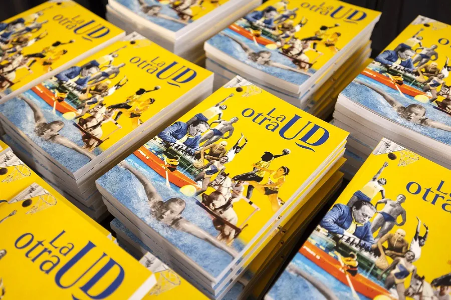 la-otra-ud-libro-manuel-borrego