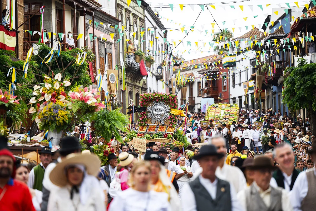 diez-curiosidades-de-la-fiesta-del-pino-en-teror-que-debes-conocer