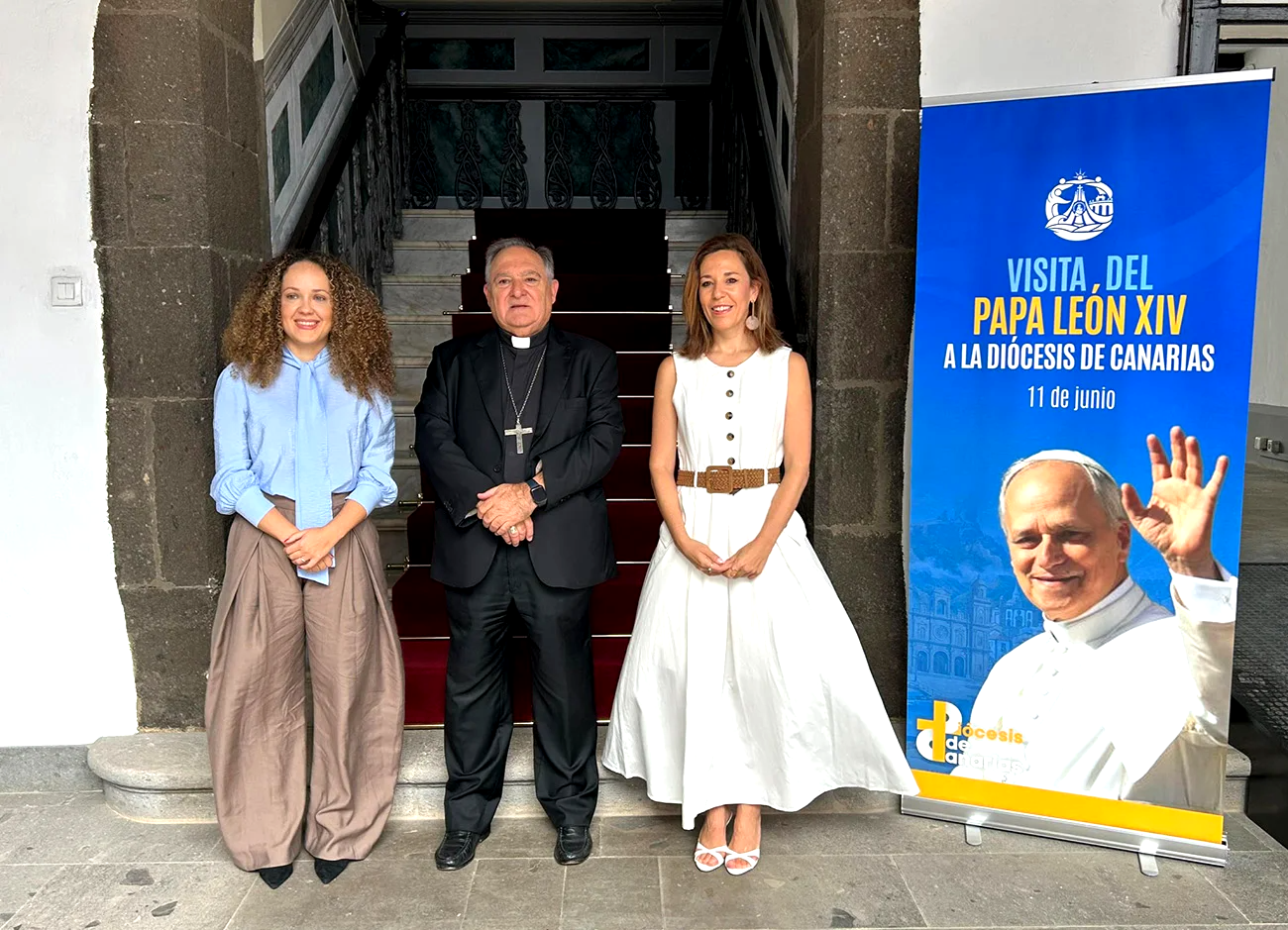 Hecansa-lleva-gastronomia-canaria-a-mesa-del-Papa