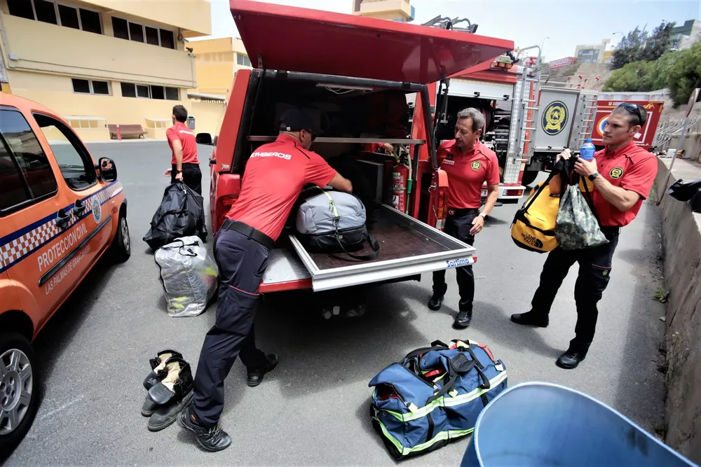 bomberos-y-proteccion-civil-las-palmas-viajan-a-incendio-tenerife-I-la-gaceta-noticias-gran-canaria