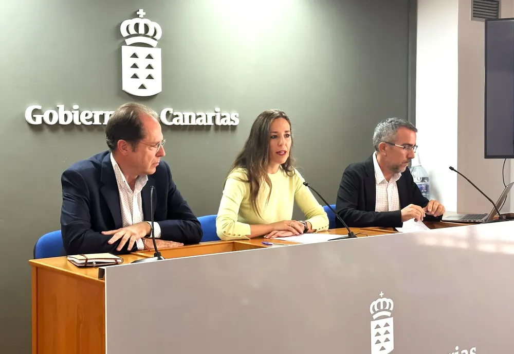 jessica-de-leon-presentacion-informe-alojamiento-turistico-canarias_noticias-d-egran-canaria