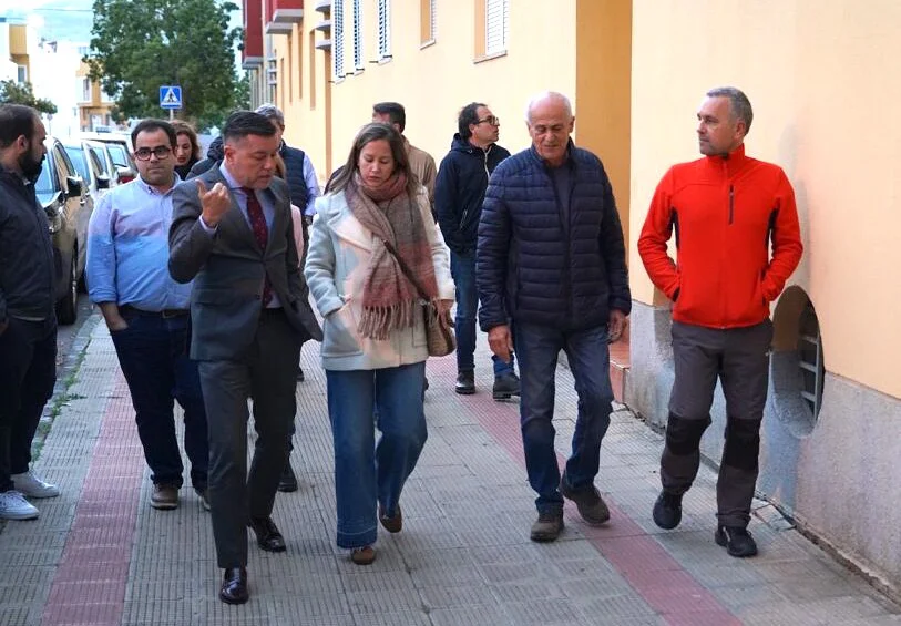 primero-canarias-teodoro-sosa-visita-barrio-la-galera