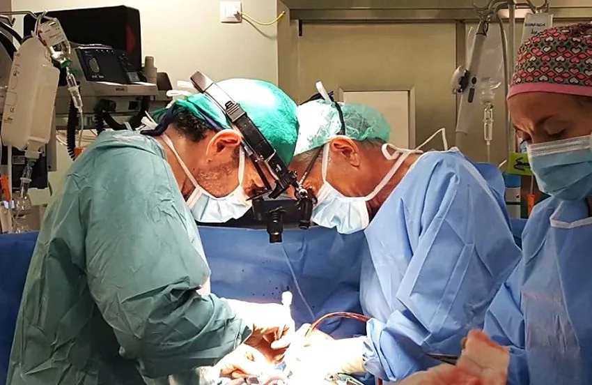 hospital-doctor-negrin-realizo-mas-de-quince-mil-intervenciones-quirurgicas-en-2024