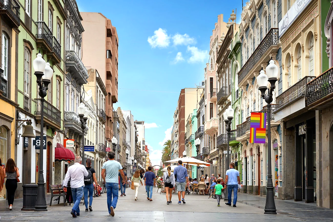 Picaresca en las zonas comerciales de Gran Canaria_Comercio lanza veto total a la subcontratación inflada