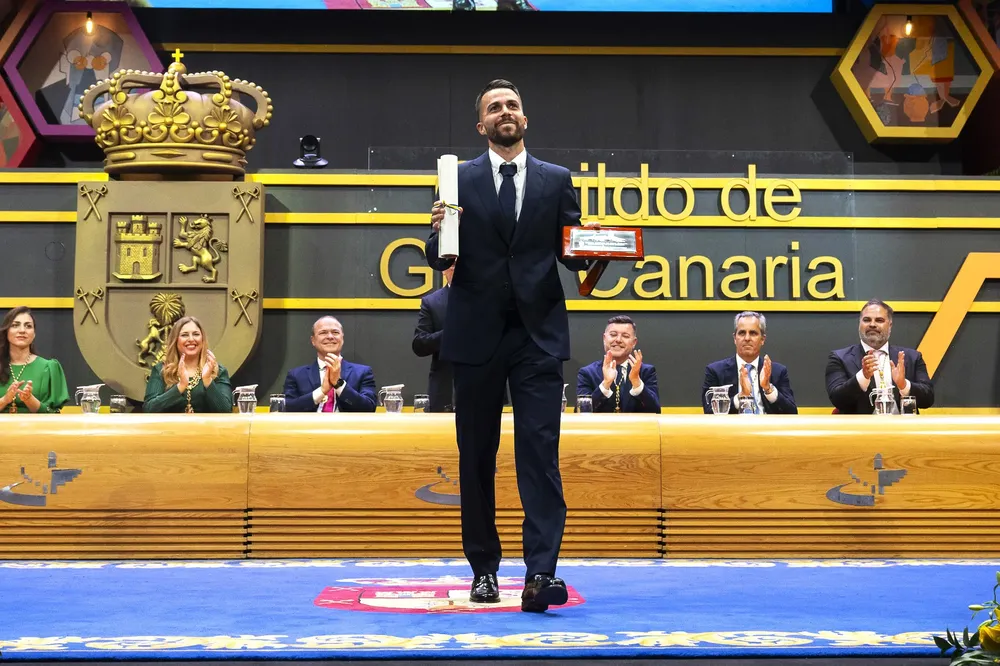 kirian-rodriguez-galardonado-con-el-premio-roque-nublo-del-cabildo-de-gran-canaria_andres-arencibia-el-nuevo-insular_noticias-de-gran-canaria kirian rodriguez galardonado con el premio roque nublo del cabildo I la gaceta de gran canaria I noticias de gran canaria