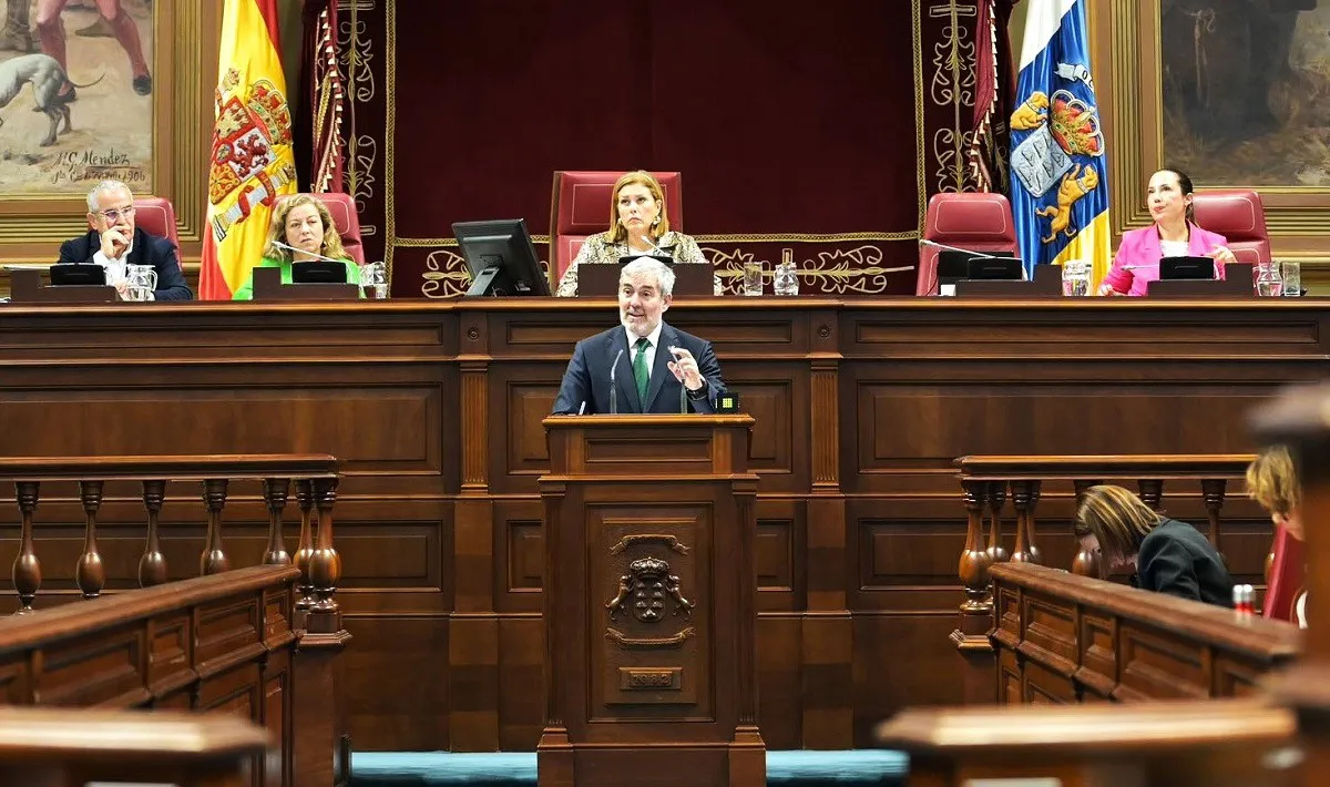 fernando-clavijo-debate-estado-nacionalidad-canaria