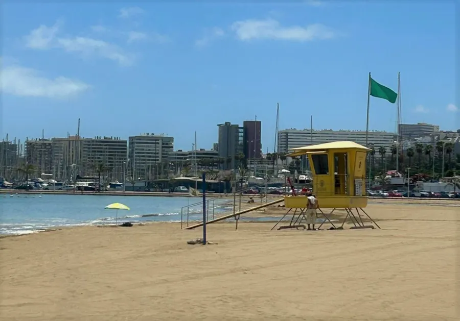 las-alcaravaneras-bandera-verde-al-baño-I-la-gaceta-noticias-gran-canaria