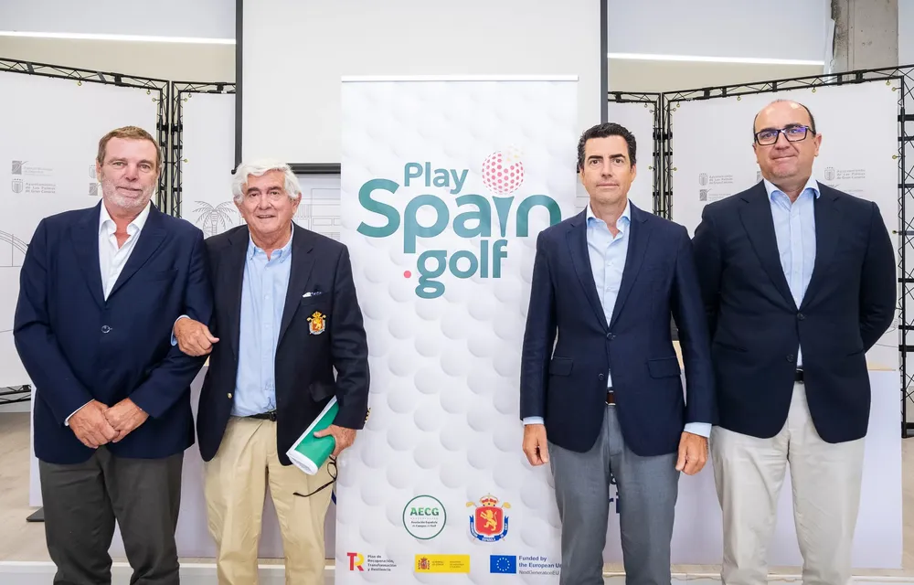 turista-de-golf-aporta-mil-millones-de-euros-a-economia-canaria Diego Cambreleng, Gonzaga Escauriaza, Pablo Llinares y Salvador Cuyas presentacion proyecto PlaySpain.Golf
