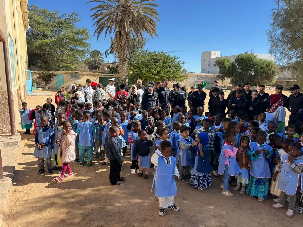 donacion-colegio-san-jose-fesd-dominicas-las-palmas-a-colegio-mauritania_ampa-padre-cueto