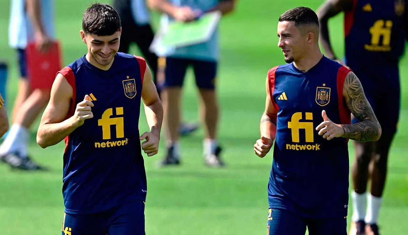 pedri-y-yeremi-pino_la-gaceta-noticias-de-gran-canaria