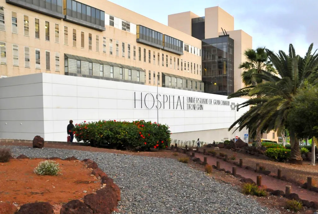 hospital-doctor-negrin_las-palmas-de-gran-canaria