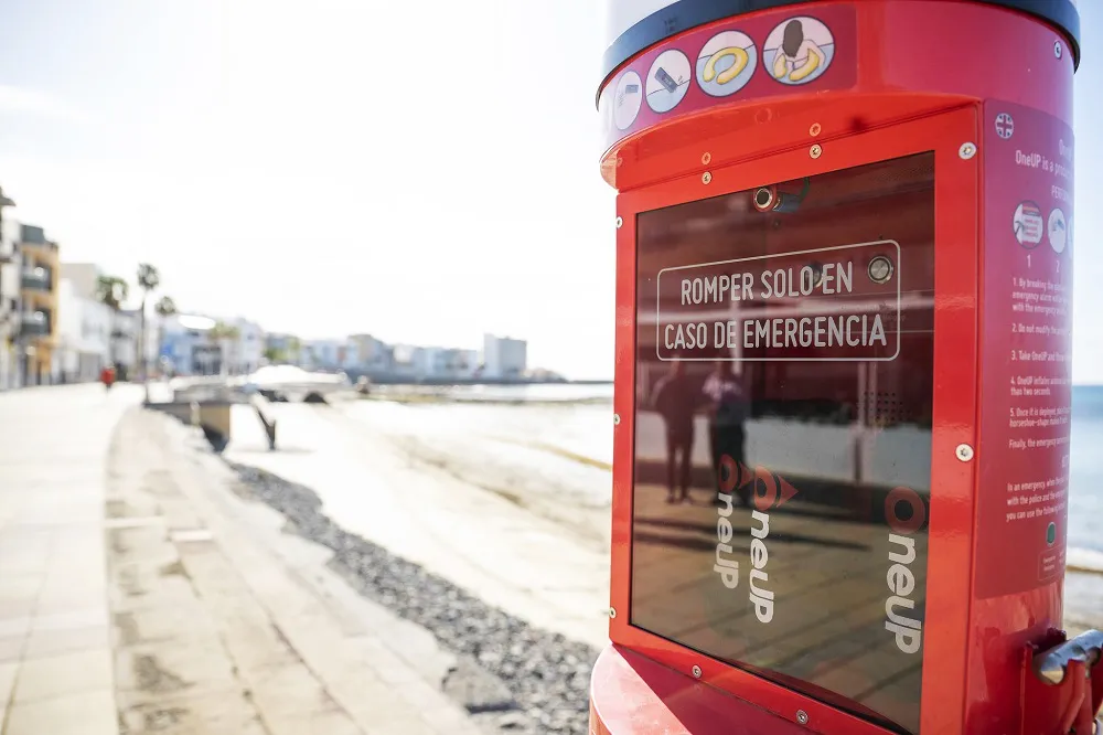 gran-canaria-refuerza-seguridad-en-playas-con-salvavidas-oneup