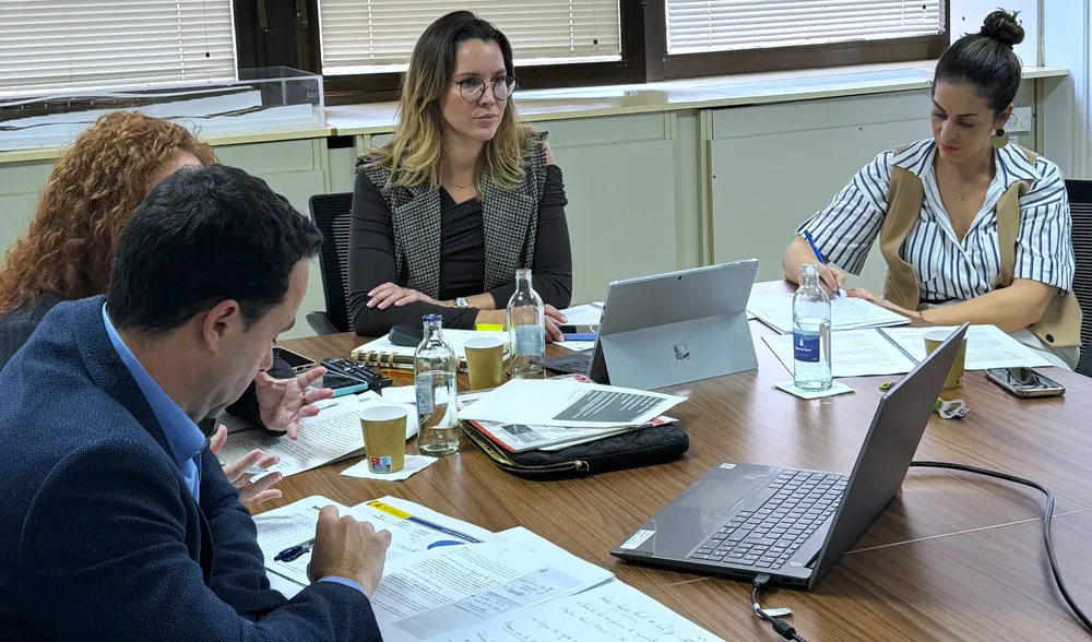 El Gobierno de Canarias negocia con el Estado la actualización de los costes tipos que subvencionan el transporte de mercancías