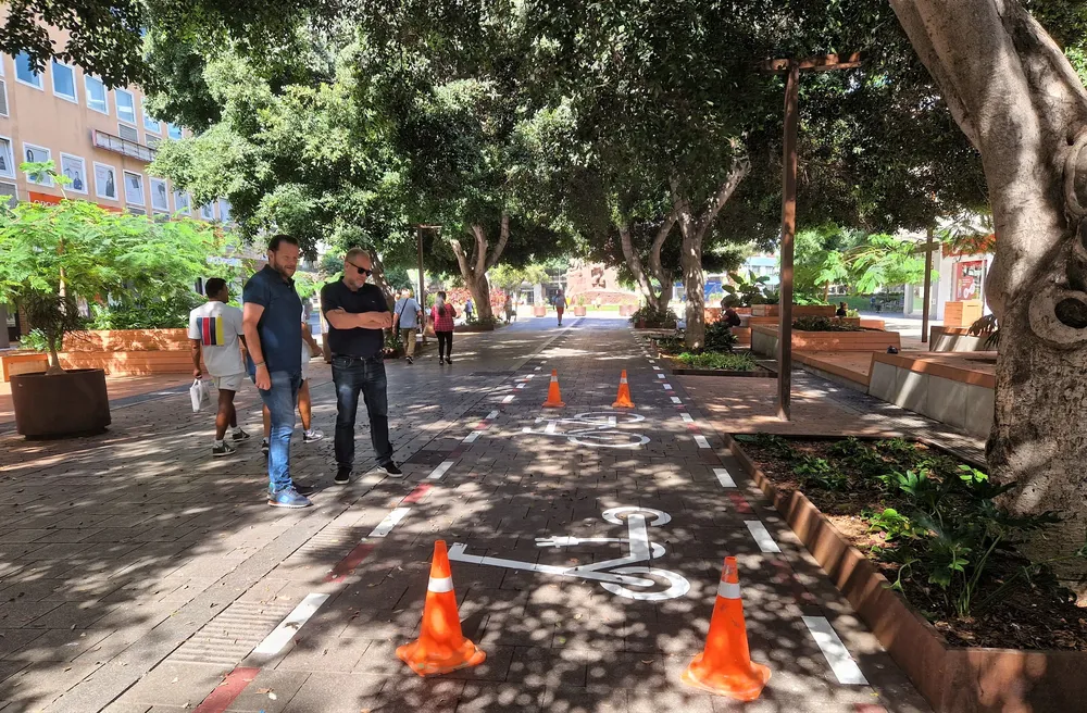 jose-eduardo-ramirez-carril-bici-mesa-y-lopez-I-la-gaceta-noticias-de-gran-canaria jose eduardo ramirez supervisa obras carril bici de mesa y lopez I la gaceta de gran canaria I noticias gran canaria