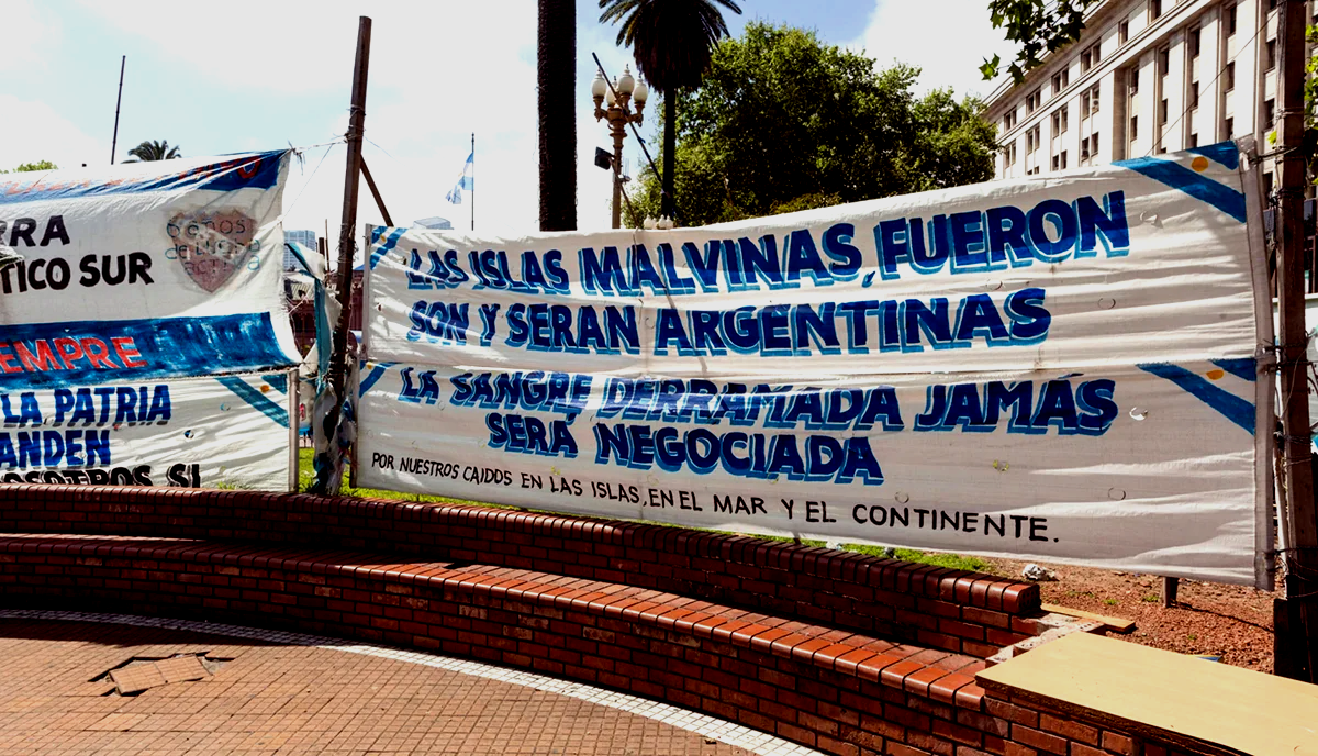 Malvinas-en-Gran-Canaria-en cumbre-sobre-clima-insular-Island-Innovation-Cumbre-Global-de-Islas-Sostenibles