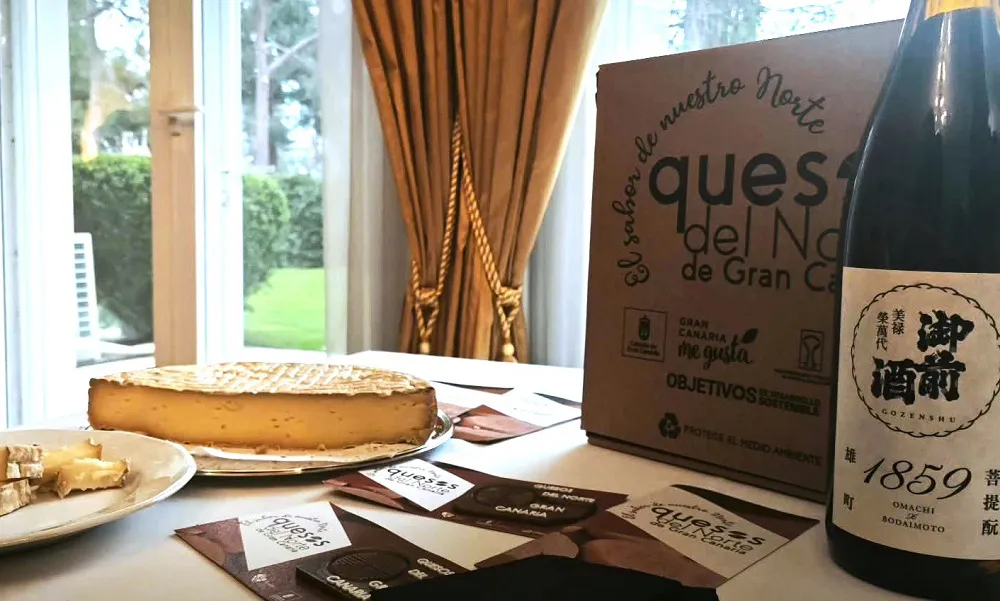 queso-de-flor-con-sake-en-la-embajada-de-japon-en-madrid