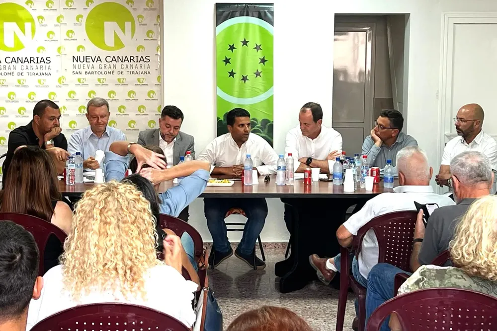 sector-renovador-de-nueva-canarias-se-reune-con-asambleas