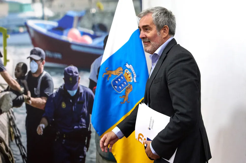 fernando-clavijo-celebra-reunion-entre-gobierno-de-espana-y-partido-popular-para-modificar-ley-de-extranjeria fernando clavijo, presidente del gobierno de canarias I noticias de gran canaria