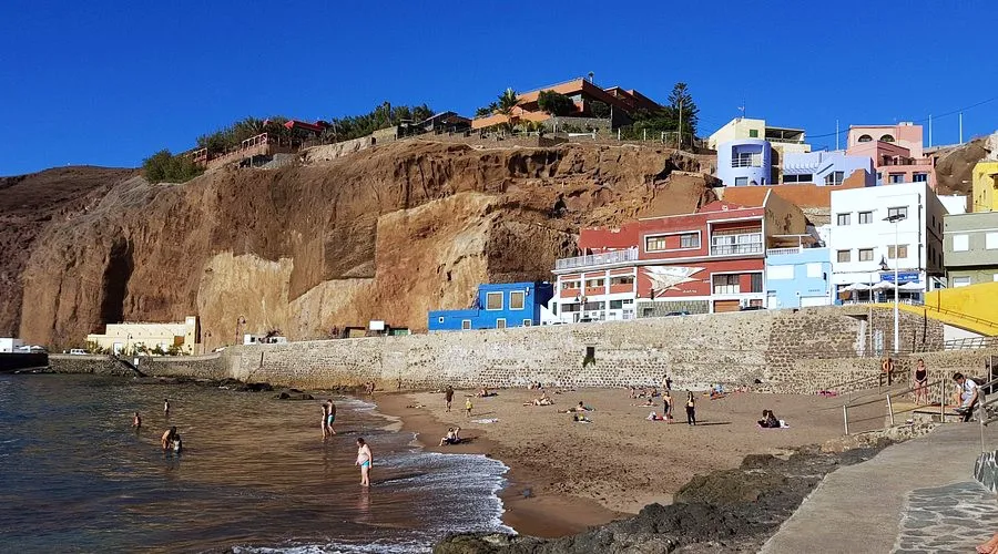 playa-de-sardina-del-norte-en-galdar