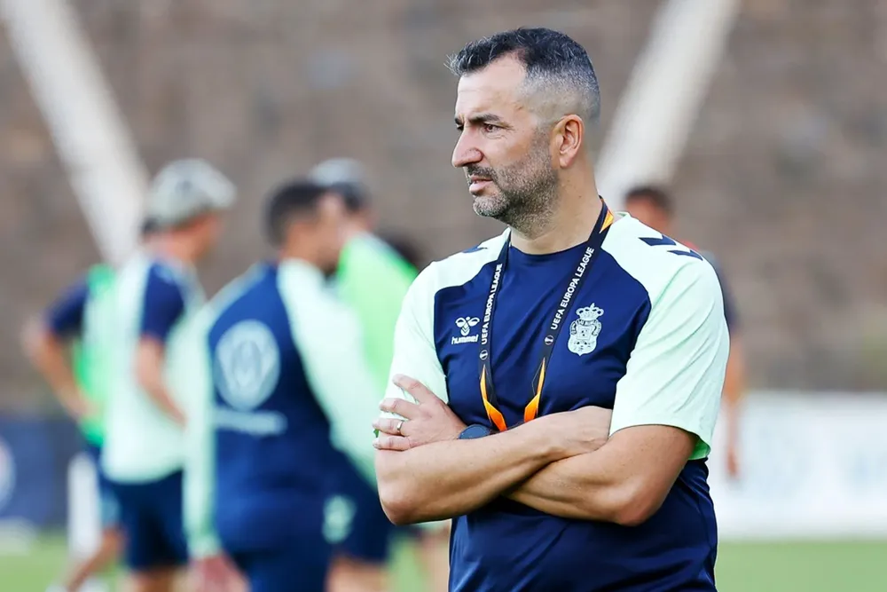 diego-martinez-entrenador-union-deportiva-las-palmas
