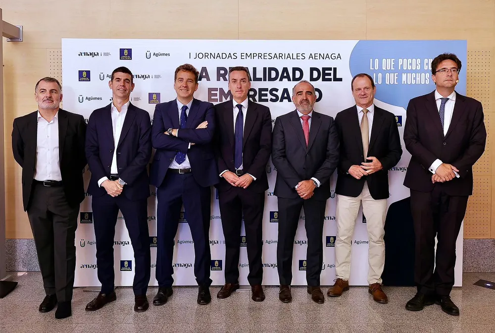 jornada-empresarial-aenaga-reflexiona-sobre-realidad-empresarial-en-canarias