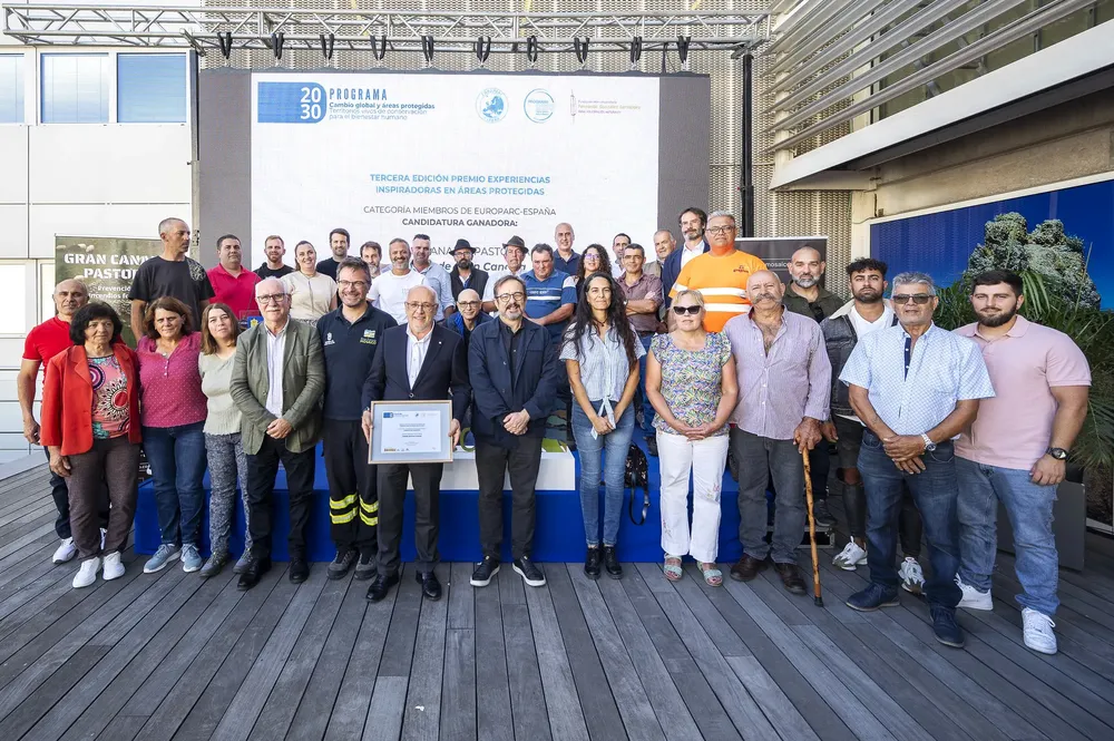 antonio-morales-junto-a-pastores-de-gran-canaria